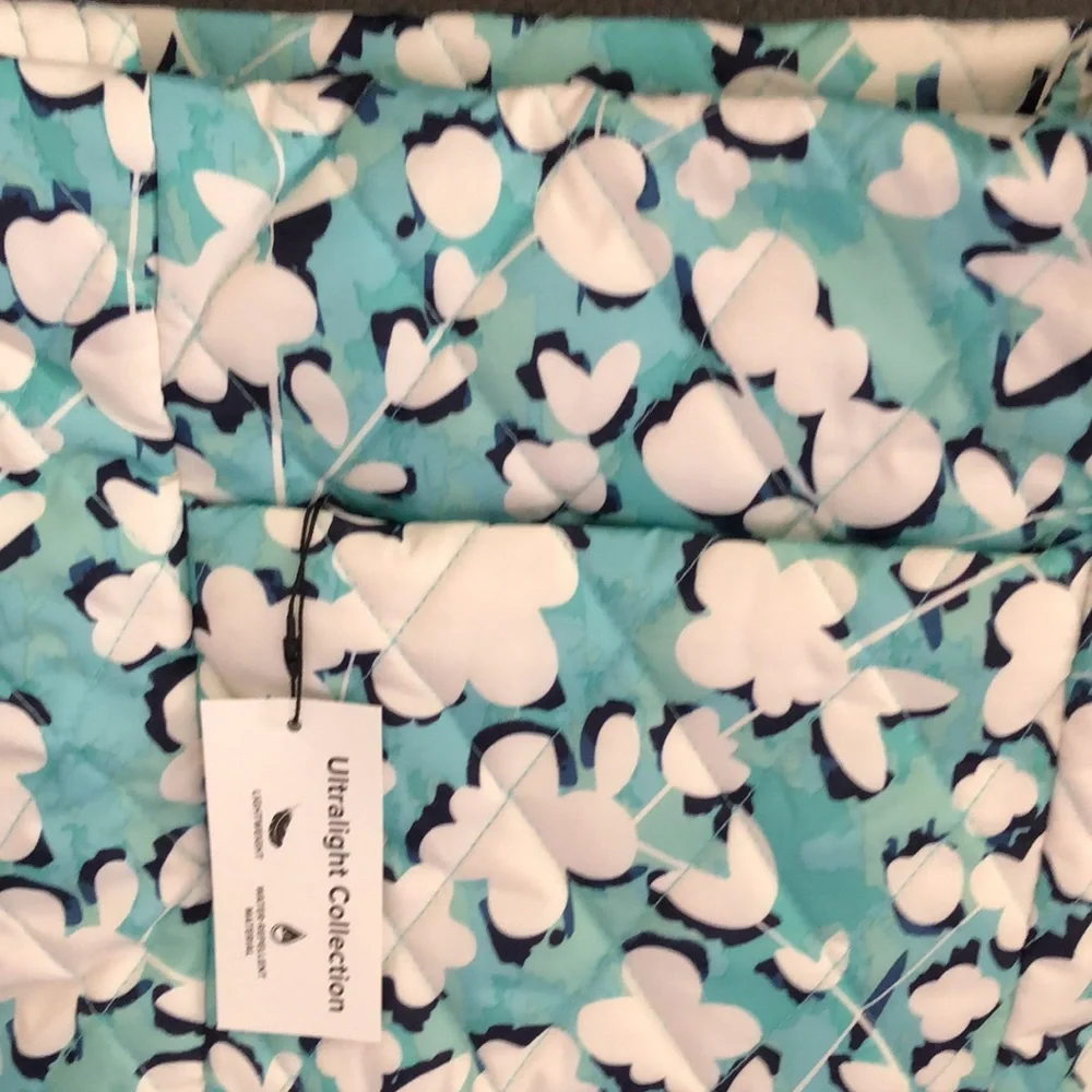 Ultra light small vera in cut vines cool